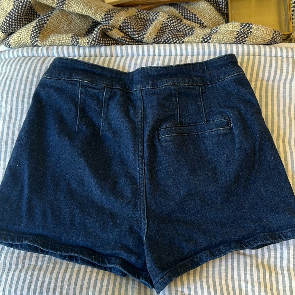 Anthropologie Maeve Shorts. Size 29. Like new